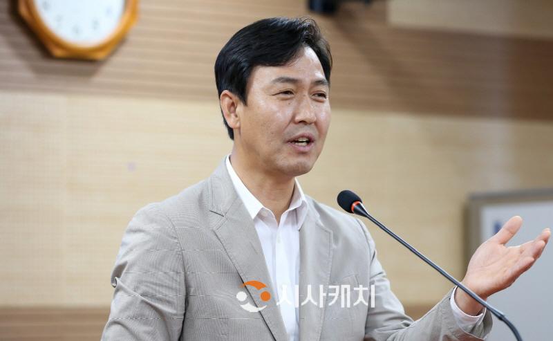 [크기변환]사본 -명노봉 의원.jpg