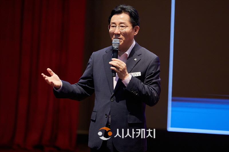 [크기변환]1. 박경귀 아산시장 "자동차 자율주행, ‘신성장동력’ 기대” (1).jpg