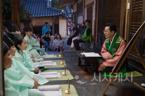 [크기변환][크기변환]1. 박경귀 시장 "고품격 문화도시 아산, 외암민속마을과 함께” (2).jpg