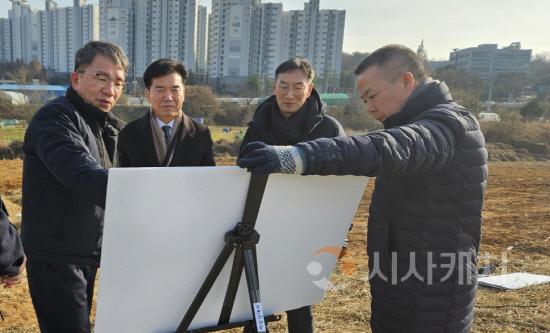 [크기변환]사본 -2. 조일교 아산시장 권한대행, ‘아산 남성지구 도시개발사업’ 현장 확인 (1).jpg
