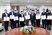 f_1230_충남도의회 사령장 수여식 (5급 이상) (1).jpg