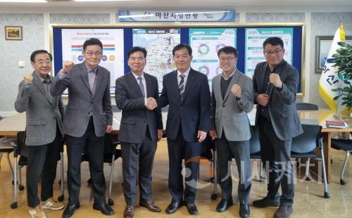 [크기변환]사본 -1. 조일교 아산시장 권한대행， 현대차 아산공장장 면담(1).jpg