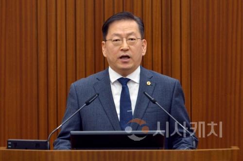 f_유인호 의원.jpg