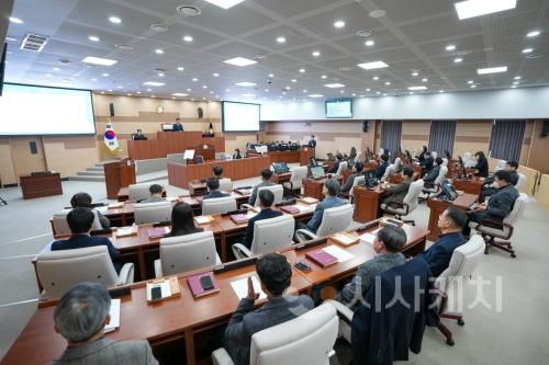 f_사진1_아산시의회 제255회 임시회 개회.jpg