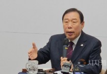 최민호 시장, 세종연구실 독립 운영 조례안 시의회 부결 “창피합니다”