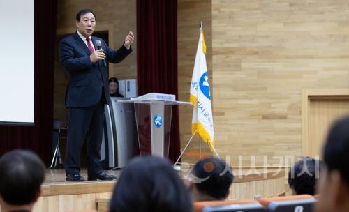 [크기변환]사본 -세종시교육청_소통_공감의_날_행사_연계_최민호_시장_특강1.jpg