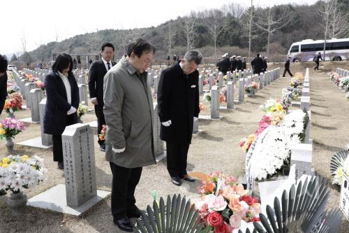 [크기변환]최민호 시장 서해수호의날 기념식 참석(복지정책과).JPG