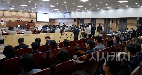 [크기변환]사본 -아산시의회가 제256회 임시회를 개회했다..jpg