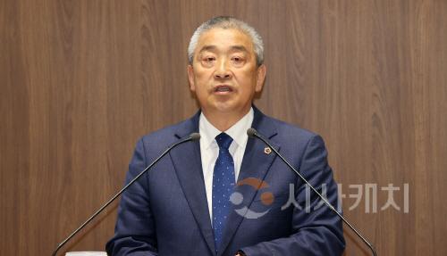 [크기변환]사본 -250409_제358회 임시회 제2차 본회의 전익현 의원 도정교육행정질문.jpg