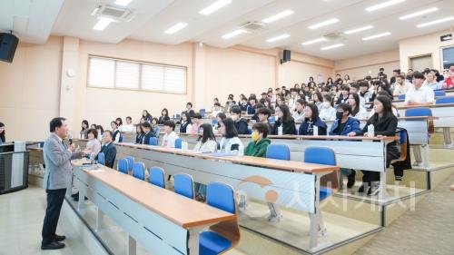 f_사진1_제2기 충남 학생영어기자단 발대식.JPG