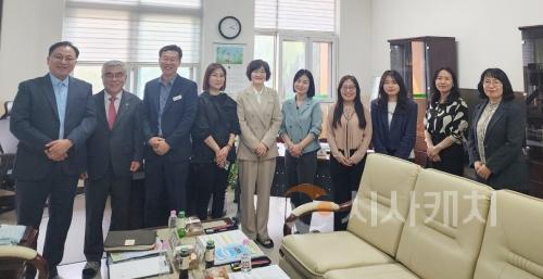 f_250424_다문화학생 교육 및 학업중도포기 문제 연구모임 아산 신창초 방문 (1).jpg