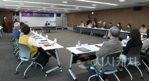 [크기변환]사본 -제7기 시민참여예산위원회 위촉식2(예산담당관).jpg