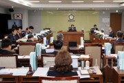 [크기변환]250414_제358회 임시회 제1차 교육위원회.JPG