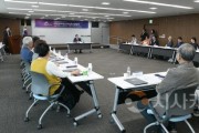 [크기변환]사본 -제7기 시민참여예산위원회 위촉식2(예산담당관).jpg