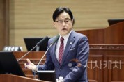[크기변환]사본 -제279회 임시회 시정질문 3일차_장혁 의원1.jpg