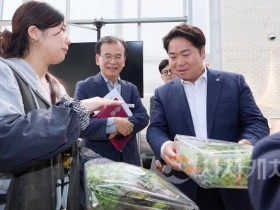 batch_01. 오세현 아산시장, 농업기술센터 방문해 현장 점검 및 직원 격려 (1).jpg