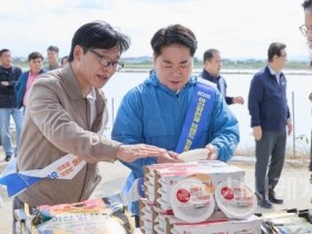 [크기변환]1. 아산맑은쌀, 신품종 ‘해맑은벼·달맑은벼’ 본격 이앙 (4).jpg