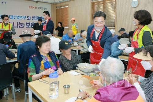 f_2. 호국보훈의 달 맞아 보훈가족 대상‘사랑의 오찬’행사 열어1.jpg