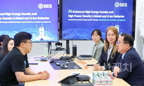 [크기변환]사본 -이장우 시장‘SES AI’본사 방문… 투자 유치 논의(SES AI 방문-1).jpg