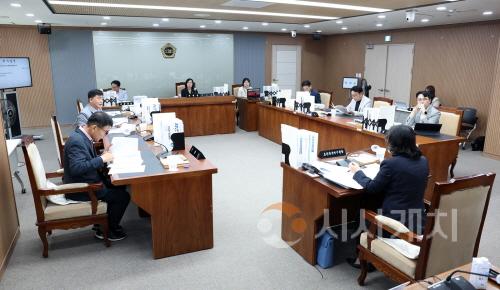 [크기변환]250618_제359회 정례회 제2차 보건복지환경위원회 (2).jpg
