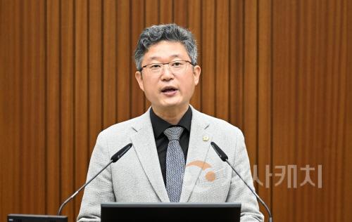 [크기변환]사본 -안신일 의원.jpg