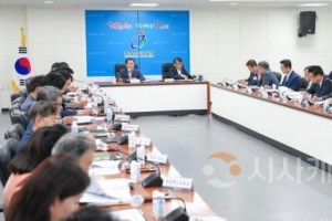 [크기변환]사진2_0616 충남교육청 긴급 간부확대회의 사진.JPG