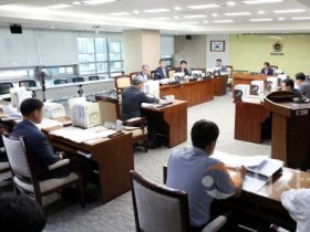 [크기변환]0617_제359회 정례회 제2차 건설소방위원회 (2).jpg