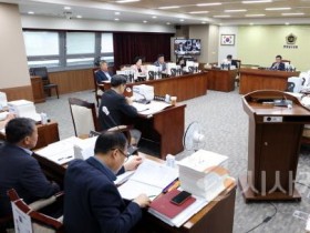 [크기변환]0617_제359회 정례회 제2차 행정문화위원회 (2).jpg