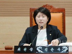 [크기변환]사본 -20250618-제259회 제1차 정례회 행정사무감사 김은복 의원.jpg