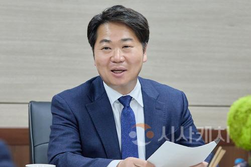 [크기변환]1. 오세현 아산시장 "비상민생경제특위, 후속 활동 속도 내야”.jpg