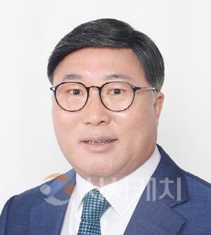 [크기변환]사본 -이정우 의원(청양, 더불어민주당).jpg