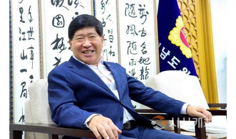 [인터뷰] 홍성현 충남도의장, 약속은 행동으로, 성과는 도민에게!
