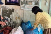 [크기변환]사본 -12. 아산시, 수해 피해 국가유공자 및 보훈단체 회원 현장 위문 (1).jpg