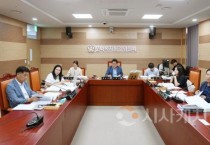 f_사진1_문화복지환경위원회 단체사진.jpg