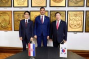 f_왼쪽부터 이승범 주크로아티아 대한민국대사, 토미슬라브슈타 스플리트 시장, 최민호 시장.jpg