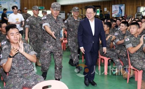 f_3. 이장우 대전시장, 505여단 방문해 장병 격려1.jpg