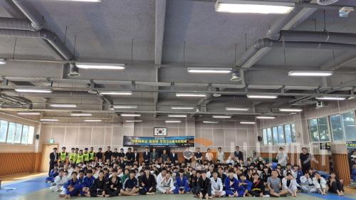 [크기변환]사진 1. 제3회 선문대학교 총장배 주짓수&태기도 대회를 성료했다.jpg