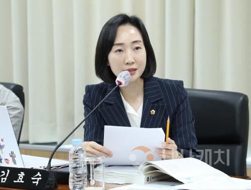 [크기변환]김효숙 시잔1.jpg