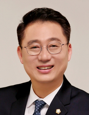 [크기변환]사본 -김선태 의원(천안10, 더불어민주당).jpg
