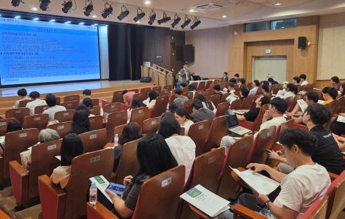 [크기변환]1. 천안교육지원청, 2학기 학교폭력책임교사 배움자리 운영으로 학교폭력 예방 역량 강화 (2).jpg