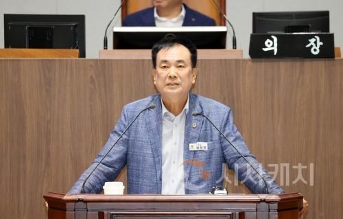 f_250909_제361회 임시회 제2차 본회의 방한일 의원 도정 및 교육행정 질문.JPG