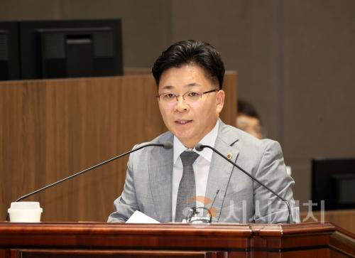 f_250910_제361회 임시회 제3차 본회의 김민수 의원 도정 교육행정질문.JPG