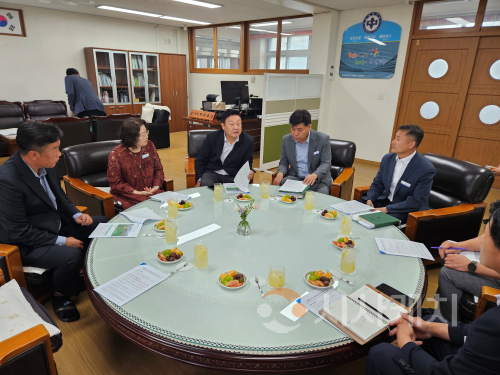 f_250925 (사진 1) 송인석 대전시의원, 한밭중·가오중 교육환경과 교통안전 개선에 앞장.png