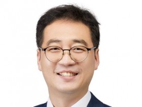 [크기변환]순천향대학교 융합창업학부 학부장 이상한 교수.jpg