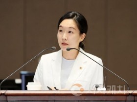 f_2500909_제361회 임시회 제2차 본회의 이지윤 의원 도정 및 교육행정 질문_06.JPG