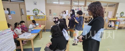 [크기변환]보도자료(아산교육지원청, 2025 유치원 수업 나눔으로 미래형 놀이중심 교육 실현)2.jpg