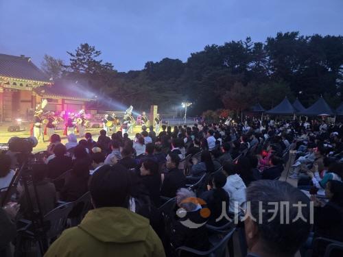 [크기변환]1. 아산시, 2025년 현충사 달빛야행 성황리에 개막 (3).jpg