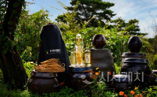 [크기변환][사진자료] 시음용 인삼주 3종_ 충남문화관광재단, K-미식벨트 금산인삼 미식투어 본격 출시.jpg
