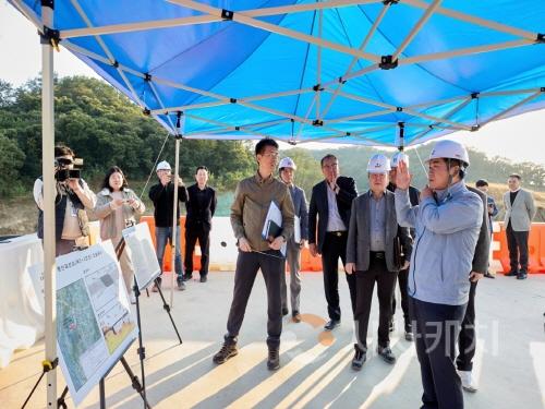 [크기변환]2. 오세현 아산시장 "아산 첫 관문 센트럴시티, 고품격 도시 기대” (3).jpg