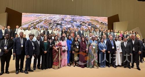 f_1. 대전시 2025 아태도시정상회의 참석 글로벌 도시리더십 5대 전략 공유-시장단포럼.jpg